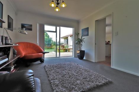 Photo of property in 11 Jacaranda Court, Pukekohe, 2120