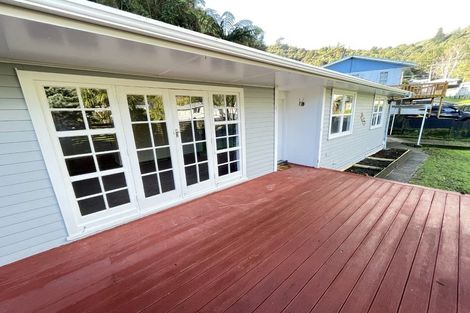 Photo of property in 5 John Street, Stokes Valley, Lower Hutt, 5019