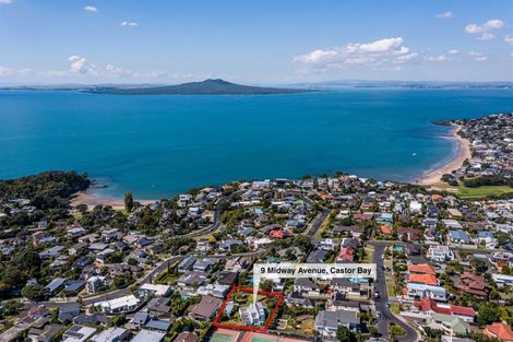 Photo of property in 9 Midway Avenue, Castor Bay, Auckland, 0620