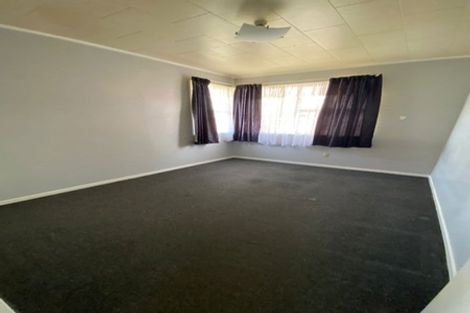 Photo of property in 26 Gibbons Road, Weymouth, Auckland, 2103