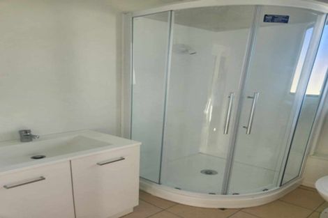 Photo of property in 4 Wanita Place, Totara Vale, Auckland, 0629