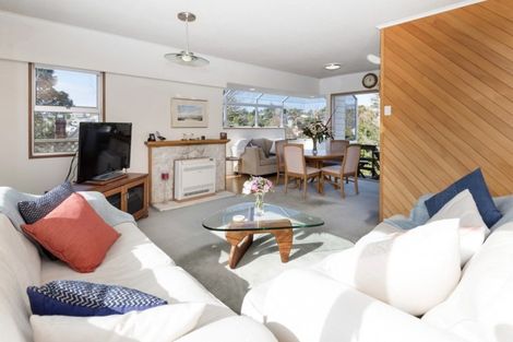 Photo of property in 17 Tanglewood Place, Cockle Bay, Auckland, 2014