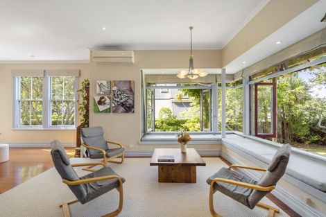 Photo of property in 17 Herne Bay Road, Herne Bay, Auckland, 1011