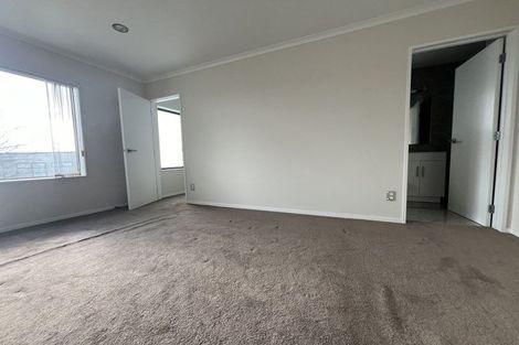 Photo of property in 99 Flat Bush School Road, Flat Bush, Auckland, 2019