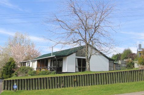 Photo of property in 10 Utuhina Road, Springfield, Rotorua, 3015