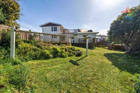 Photo of property in 29 Oakleigh Street, Maungaraki, Lower Hutt, 5010