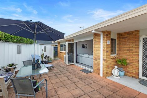 Photo of property in 496b Devonport Road, Tauranga South, Tauranga, 3112