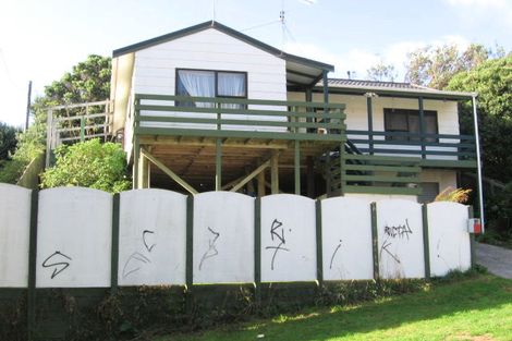 Photo of property in 17a View Road, Titahi Bay, Porirua, 5022