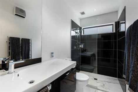 Photo of property in 28 Rhodes Street, Merivale, Christchurch, 8014