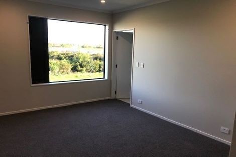 Photo of property in 2/21 Boyes Avenue, Whenuapai, Auckland, 0618