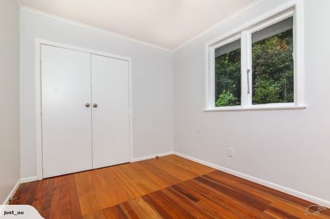 Photo of property in 26 Trojan Crescent, New Lynn, Auckland, 0600