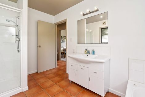 Photo of property in 168 Rockell Road, Whananaki, Hikurangi, 0181