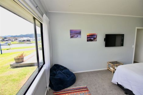 Photo of property in 70 Leeward Drive, Whitianga, 3510