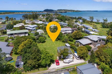 Photo of property in 33 Athenree Road, Athenree, Waihi Beach, 3177