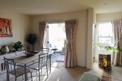 Photo of property in 21 Mt Lebanon Lane, Henderson, Auckland, 0612