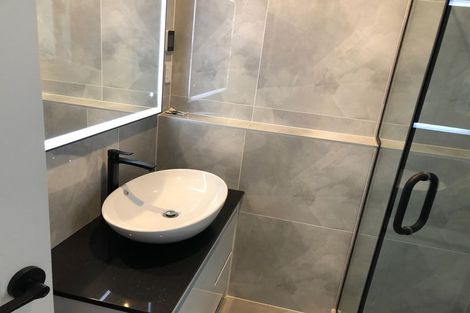 Photo of property in 2 Hauhake Road, Flat Bush, Auckland, 2019