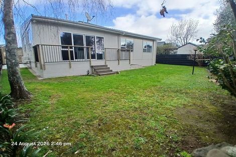Photo of property in 5a Rennell Street, Frankleigh Park, New Plymouth, 4310