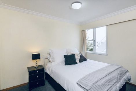 Photo of property in 16 Queens Drive, Kilbirnie, Wellington, 6022