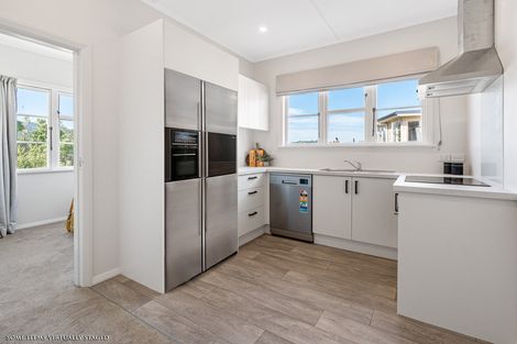 Photo of property in 18 Rennie Street, Green Island, Dunedin, 9018