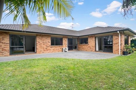 Photo of property in 5 Karson Place, Flat Bush, Auckland, 2016