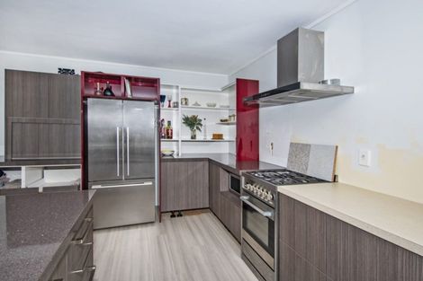 Photo of property in 56 Valley Road, Hikurangi, 0114