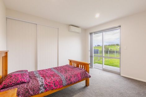 Photo of property in 52 Highlands Drive, Waipawa, 4210