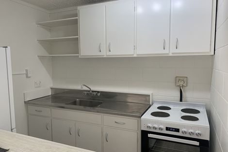 Photo of property in 2/4 Derby Street, Mount Victoria, Wellington, 6011