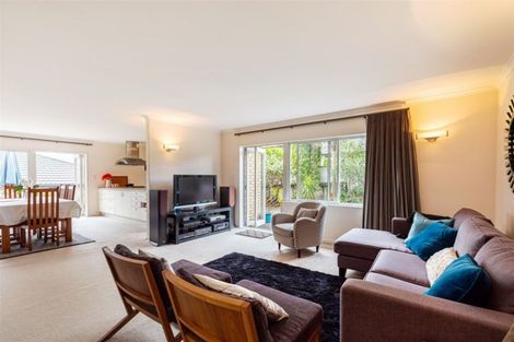 Photo of property in 79 Nimstedt Avenue, Oteha, Auckland, 0632