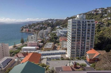 Photo of property in Jerningham Apartments, 20 Oriental Terrace, Oriental Bay, Wellington, 6011