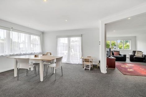 Photo of property in 10 Antrim Place, Hokowhitu, Palmerston North, 4410