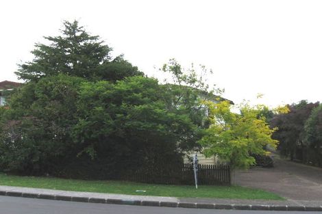 Photo of property in 1/5 Glamorgan Drive, Torbay, Auckland, 0630