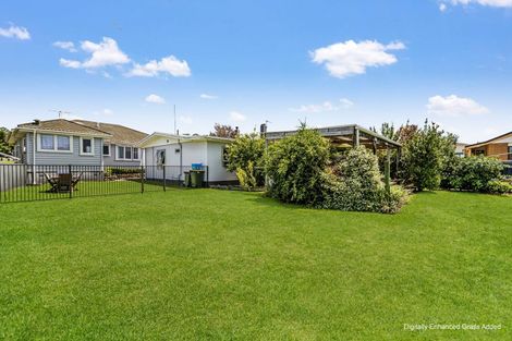 Photo of property in 13 Chaytor Street, Te Puke, 3119
