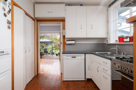 Photo of property in 18 Willow Street, Mangapapa, Gisborne, 4010