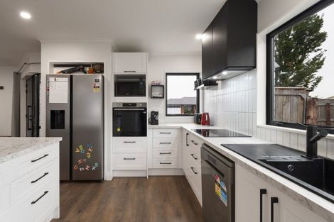 Photo of property in 12 Jefferson Crescent, Milson, Palmerston North, 4414