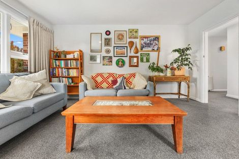 Photo of property in 8 Roslyn Avenue, Mairehau, Christchurch, 8052