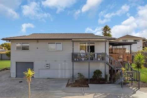 Photo of property in 207 Mahia Road, Wattle Downs, Auckland, 2102