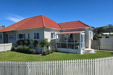 Photo of property in 64 Athlone Crescent, Avalon, Lower Hutt, 5011