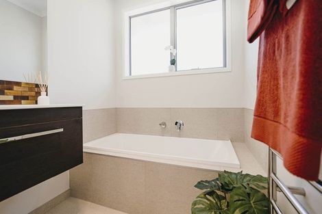 Photo of property in 8 Magnolia Drive, Springlands, Blenheim, 7201