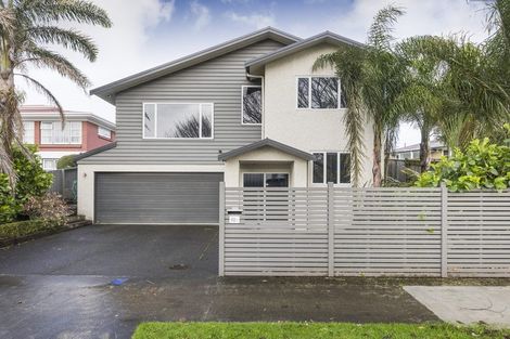Photo of property in 48a Churchill Avenue, Hokowhitu, Palmerston North, 4410