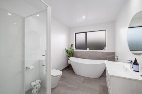 Photo of property in 10 Polish Settlers Place, Marshland, Christchurch, 8083