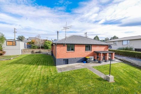 Photo of property in 2 Flower Street, Fairfield, Dunedin, 9018