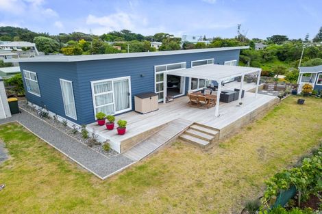 Photo of property in 110 Mountain View Terrace End, Otaki Beach, Otaki, 5512