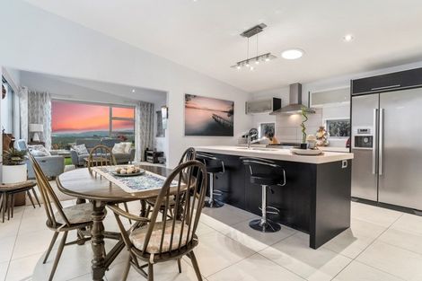 Photo of property in 16 Holyoake Terrace, Omokoroa, 3114