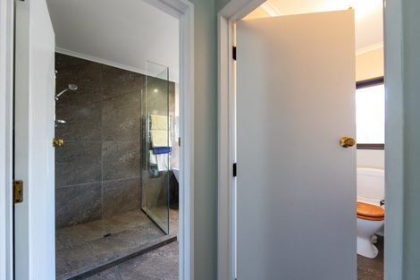 Photo of property in 405-407 Fitzroy Avenue, Hastings, 4122