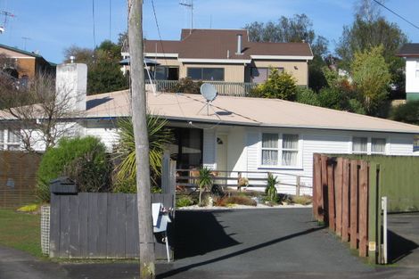 Photo of property in 25 Manapouri Place, Glenview, Hamilton, 3206