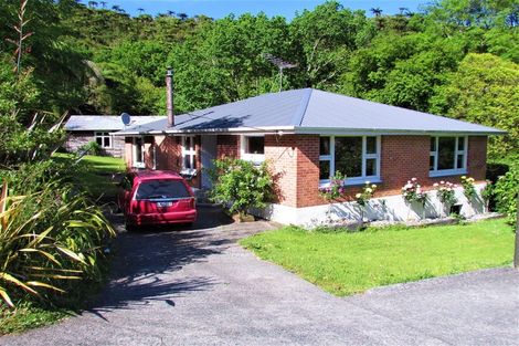 Photo of property in 28 Mount Street, Greymouth, 7805