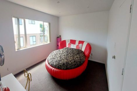 Photo of property in 1/17 Charlenne Close, Ranui, Auckland, 0612