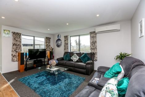 Photo of property in 15a Frederick Place, Whalers Gate, New Plymouth, 4310