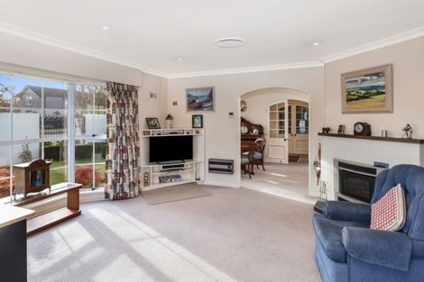 Photo of property in 125 Fendalton Road, Fendalton, Christchurch, 8014