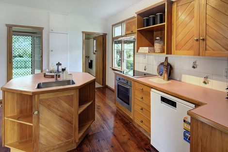 Photo of property in 6 Lansdowne Crescent, Lansdowne, Masterton, 5810